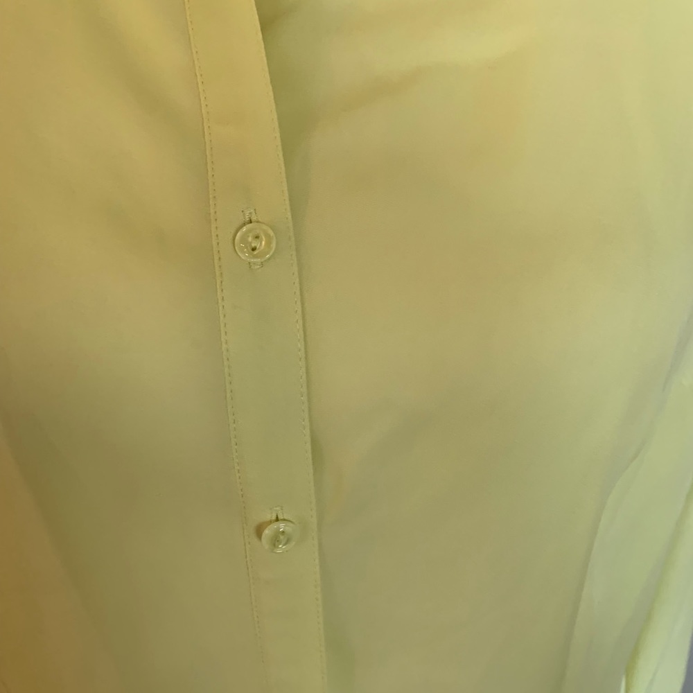 blouse - Picture 2 of 4